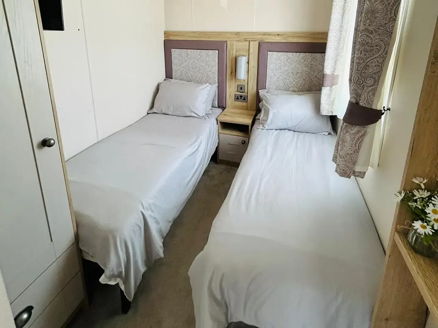 Caravan image