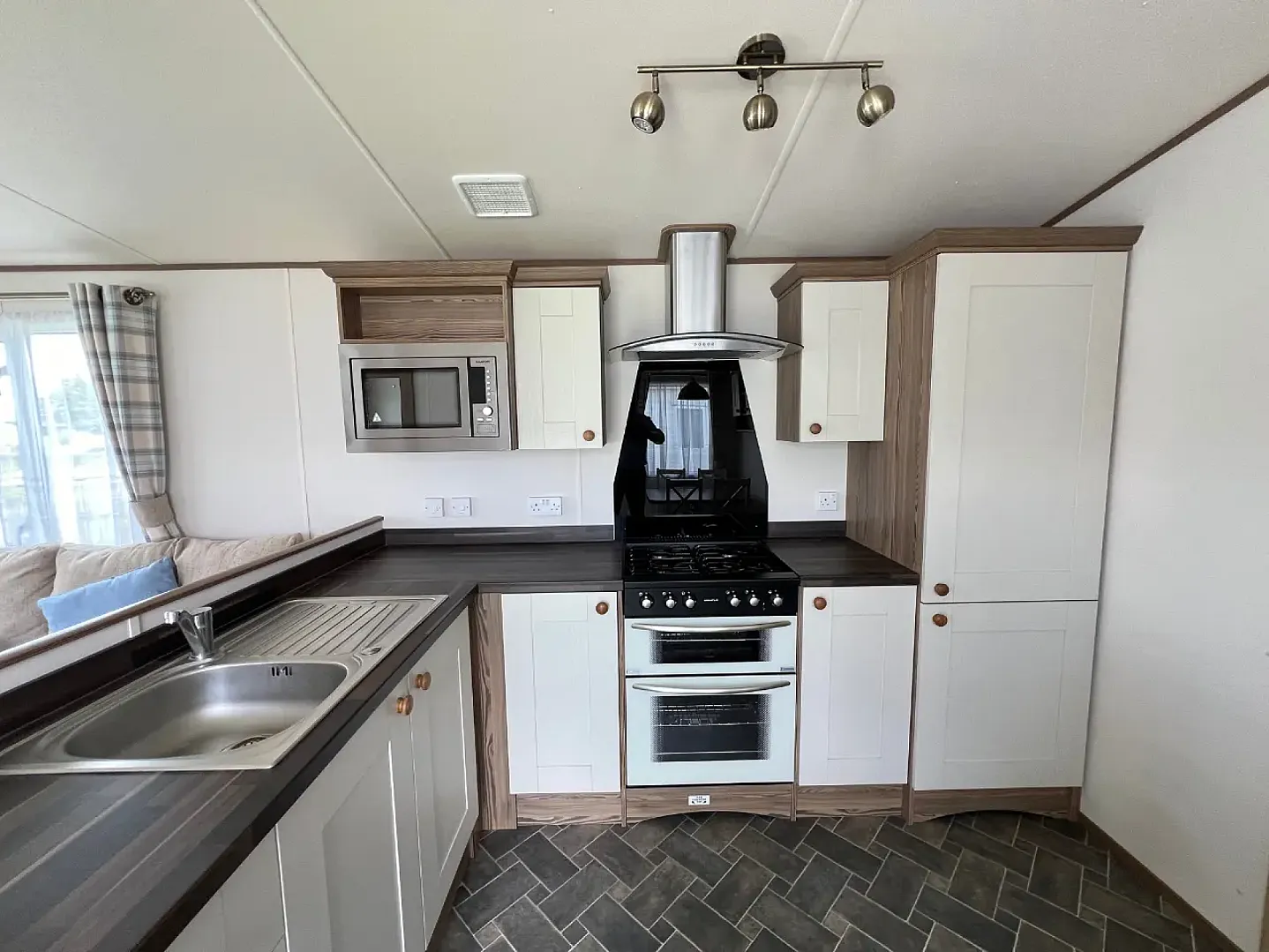 Caravan image